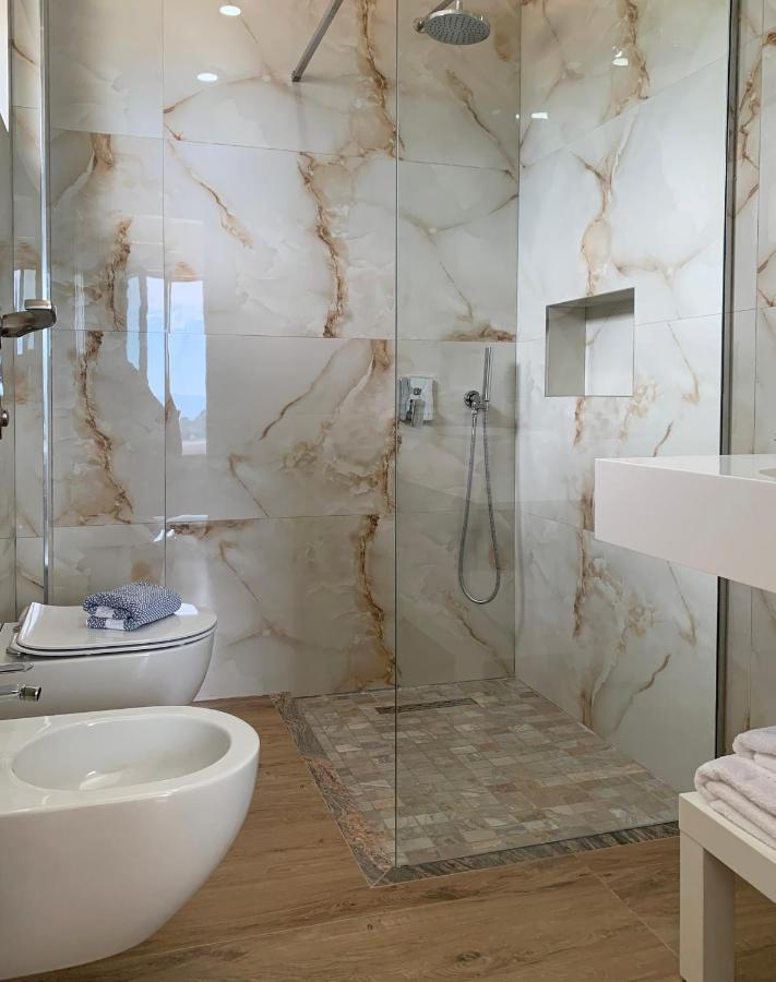 Vila 8 Hotel Himare Ngoại thất bức ảnh