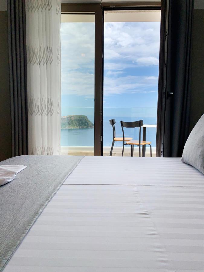 Vila 8 Hotel Himare Ngoại thất bức ảnh