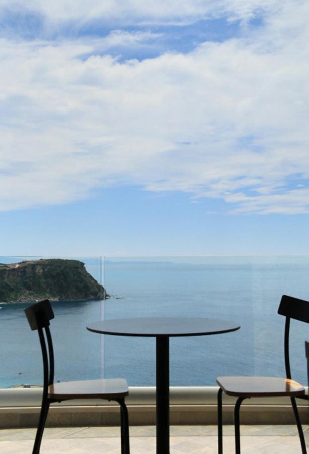 Vila 8 Hotel Himare Ngoại thất bức ảnh